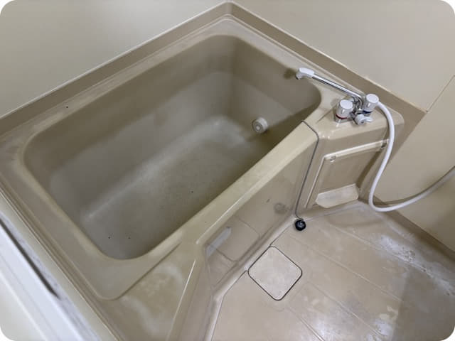 FRP浴槽は塗装で再生できる？